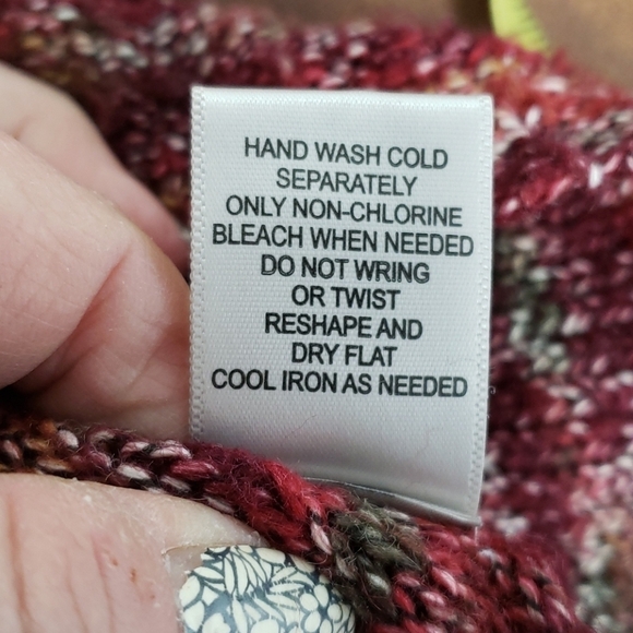 JILLIAN Nicole Delicate Sweater S Red & Tan EUC - Picture 12 of 12